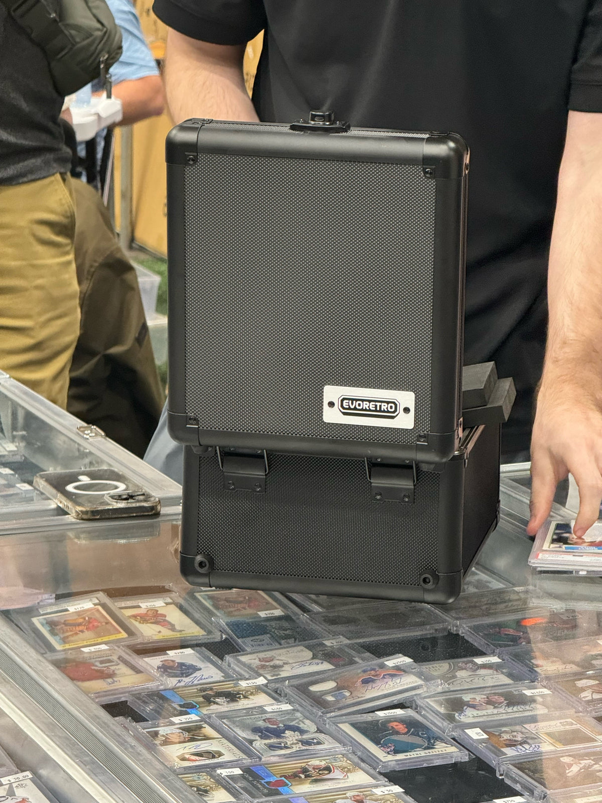 EVORETRO Graded Case with Key System