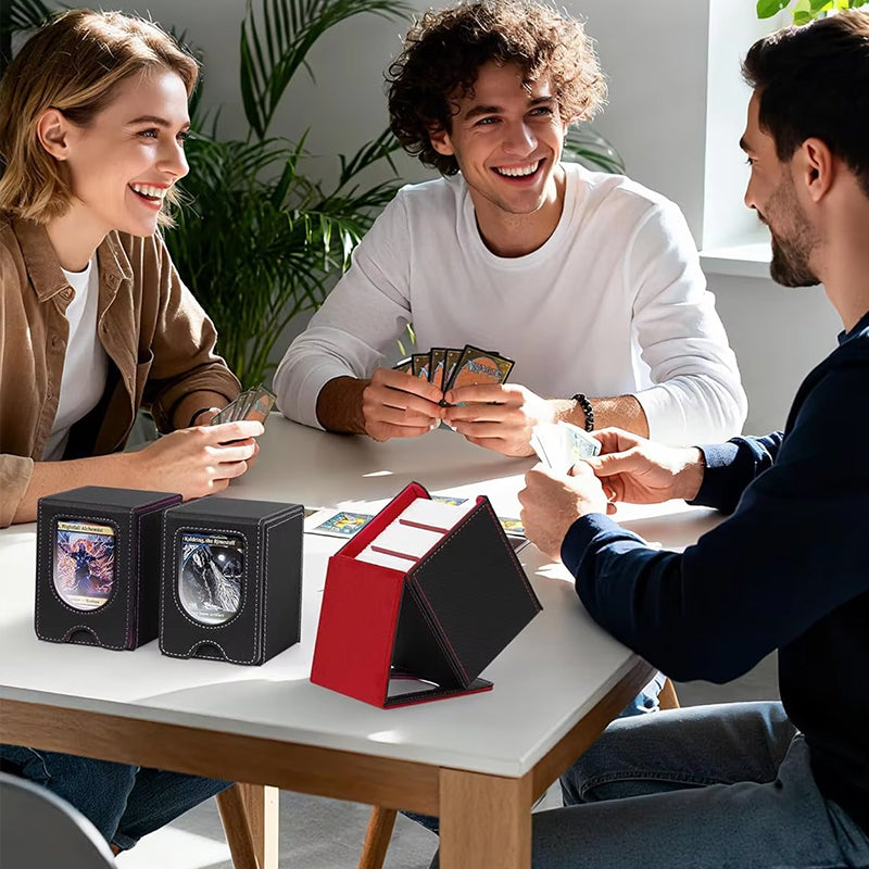 Boîte Rangement TCG Cuir 100+ Cartes avec Séparateurs – Organisateur Jeux de Cartes | Leather TCG Card Storage Box 100+ Capacity with Dividers