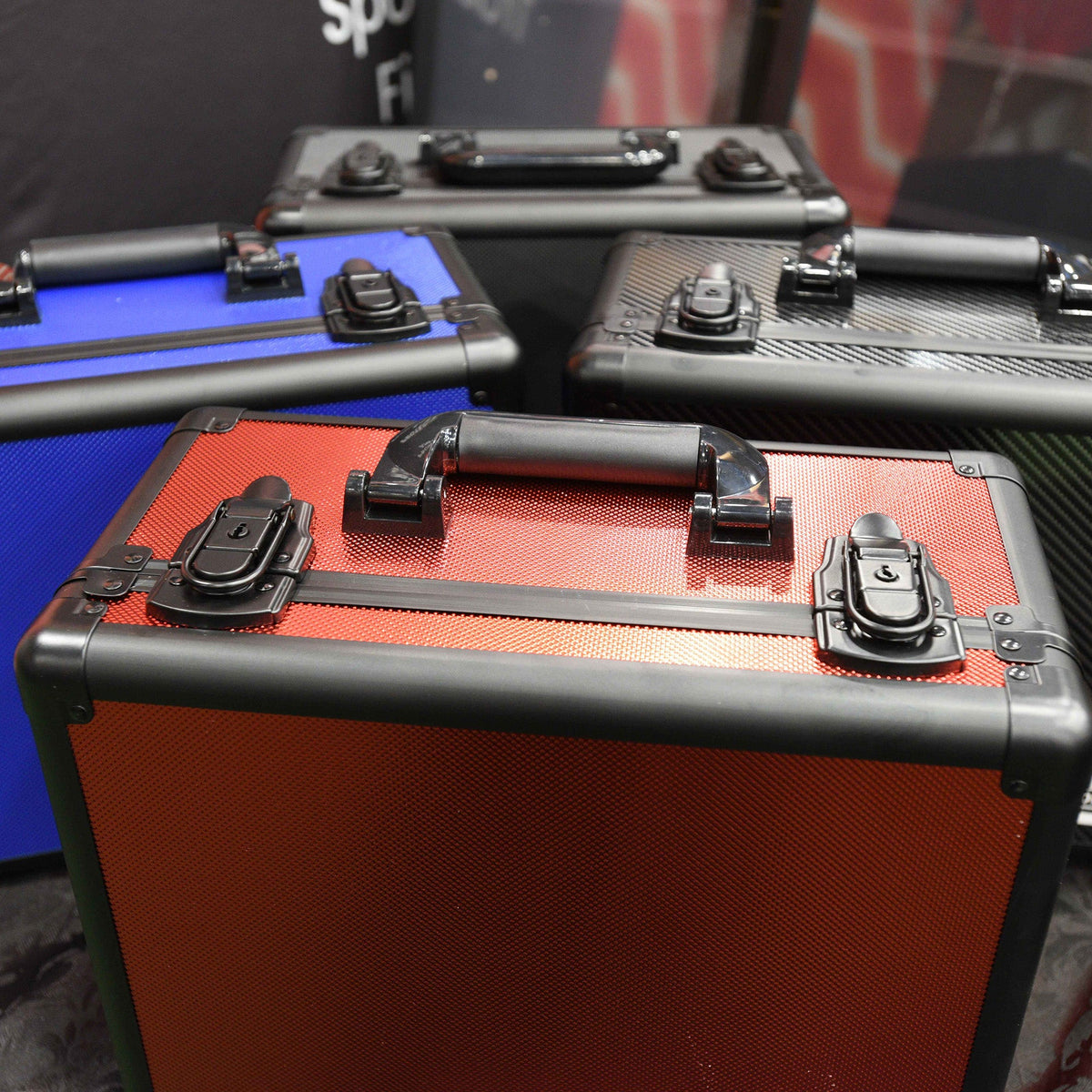 EVORETRO Graded Case with Key System