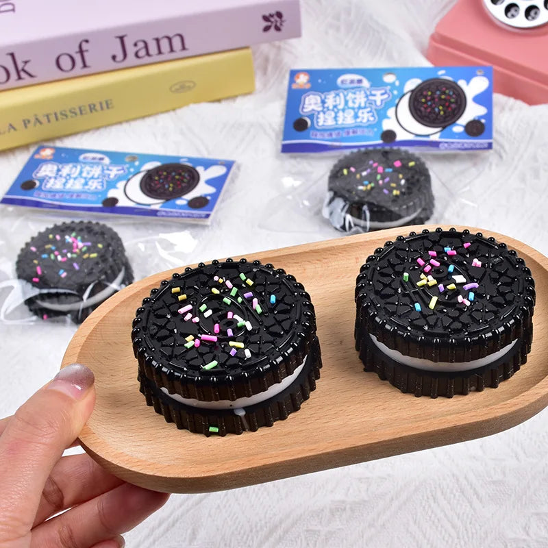 Simulation  Stress Relief Squishy Toy. Creative Cookie Cake Super Soft Squeeze Toy. Sandwich Biscuit Antistress Gadget.