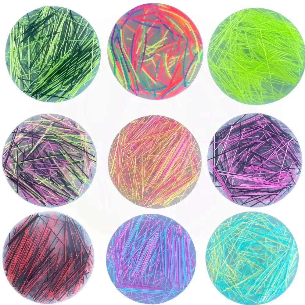 Pad Sensoriel Anti-Stress avec Pince – Silicone Coloris Variés 6cm | Sensory Skin Picking Fidget Pad with Tweezers