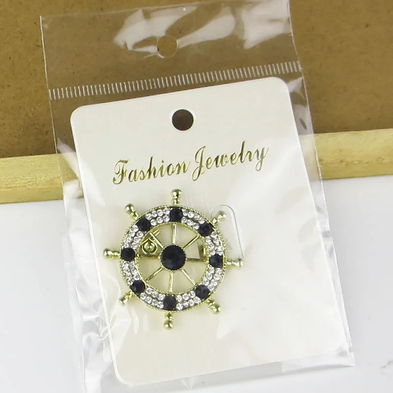 British Style Fashion Retro Brooch Animal Diamond Silver Pin for Men Male Suit Shirt Collar Accessories